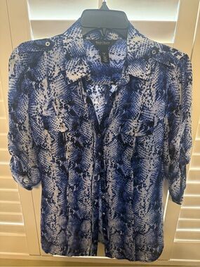 White House Black Market Blue & White Snake Print Button-Up Blouse